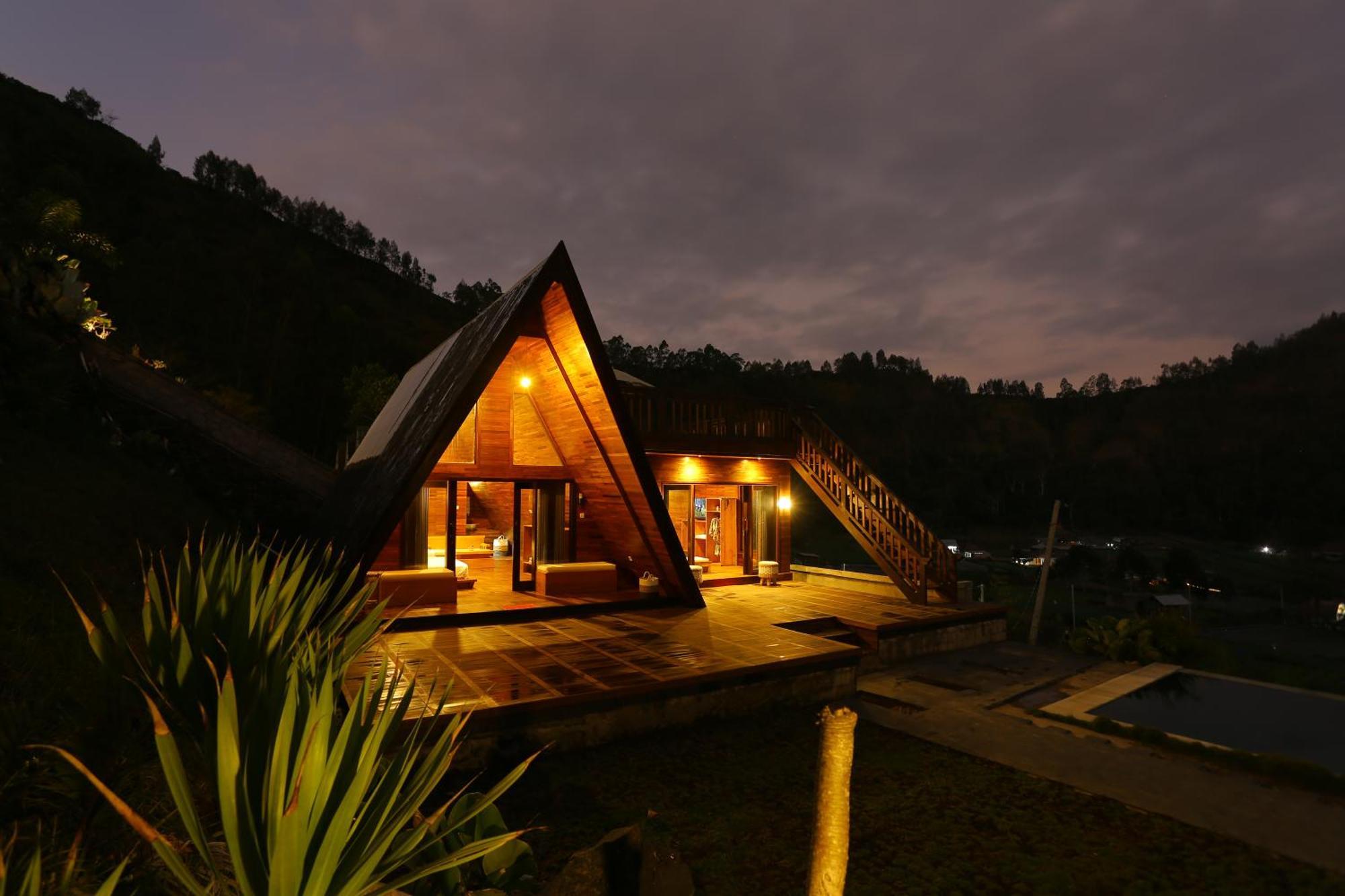 Villa Batur Cliff Panorama Baturaja  Exterior foto